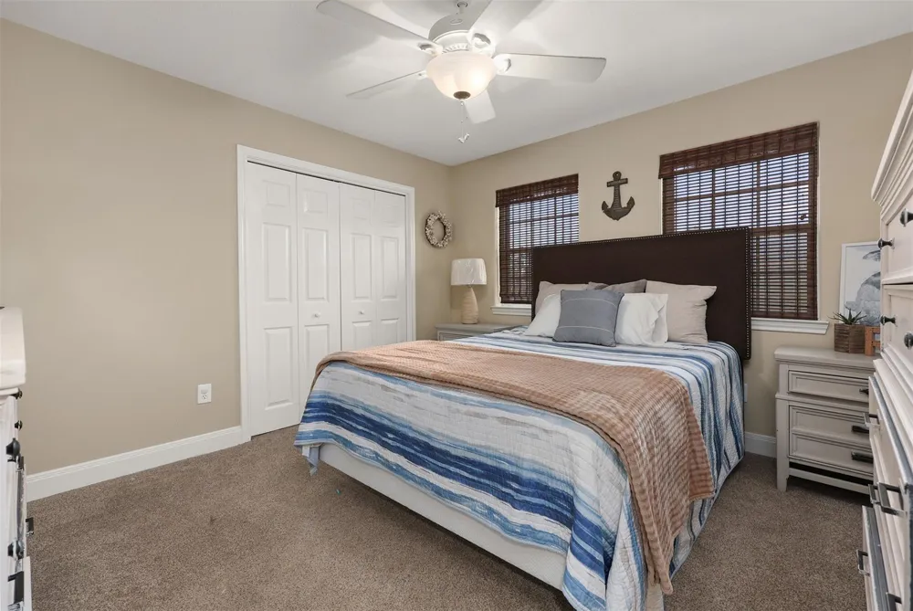 1003 S Country Club Drive La Porte, TX 77571