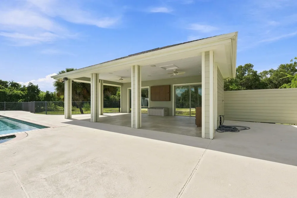 2904 Red Bluff Road Seabrook, TX 77586