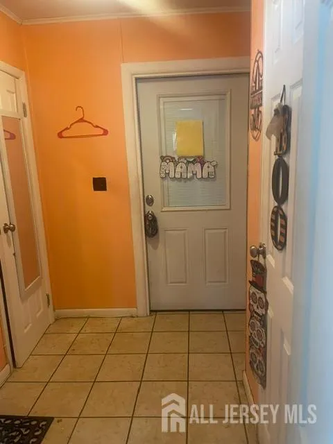 84 E Laurel Street E Port Reading, NJ 07064
