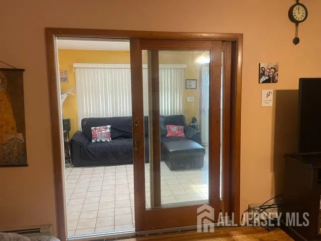 84 E Laurel Street E Port Reading, NJ 07064