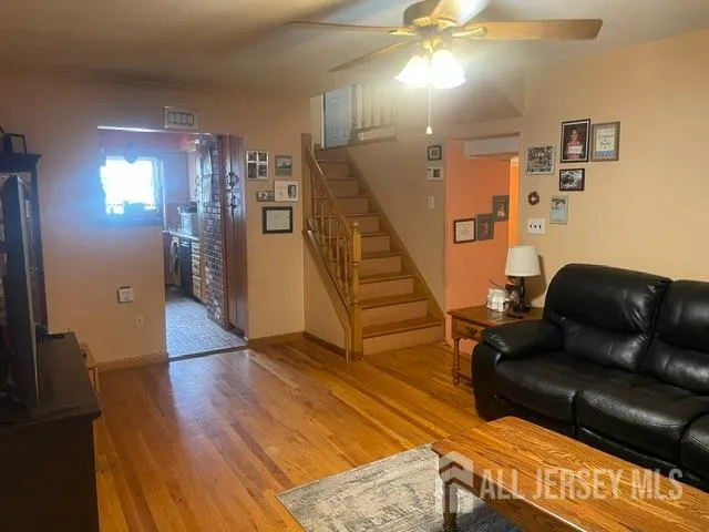 84 E Laurel Street E Port Reading, NJ 07064