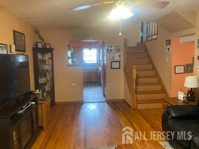 84 E Laurel Street E Port Reading, NJ 07064