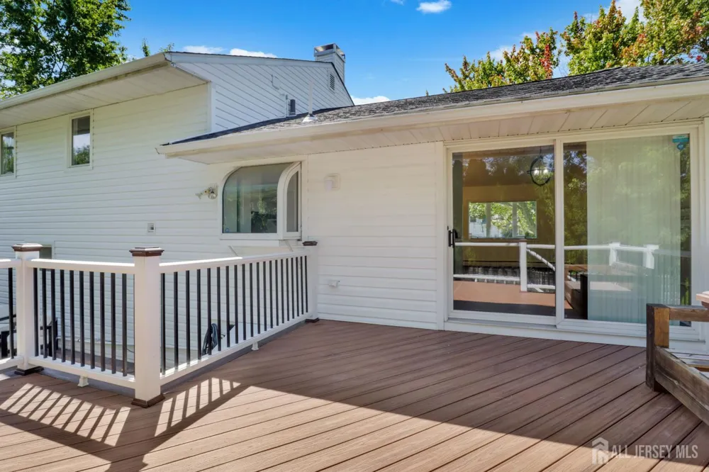 96 Tracy Drive Fords, NJ 08863
