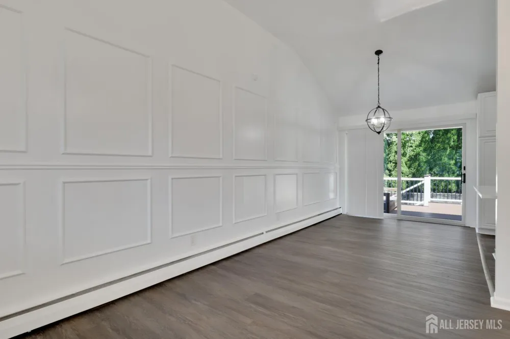 96 Tracy Drive Fords, NJ 08863