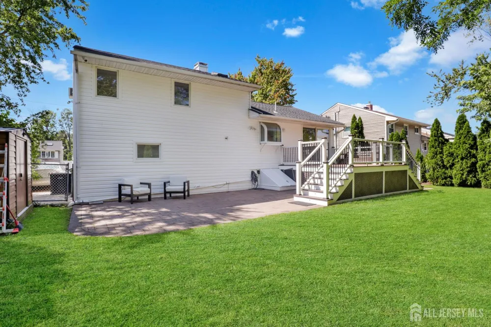 96 Tracy Drive Fords, NJ 08863