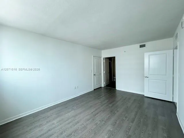7525 E Treasure Dr #505 North Bay Village, FL 33141