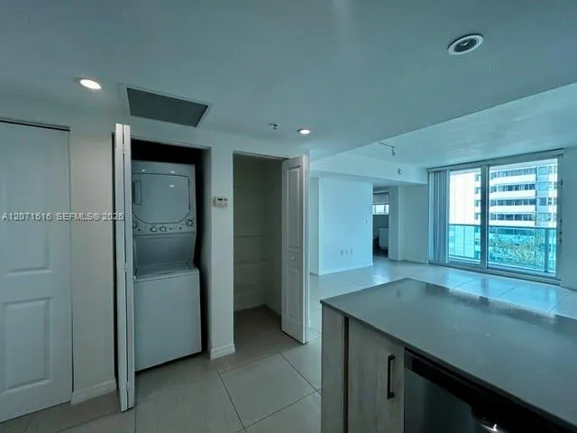 7525 E Treasure Dr #505 North Bay Village, FL 33141