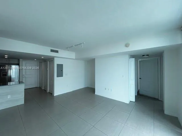 7525 E Treasure Dr #505 North Bay Village, FL 33141