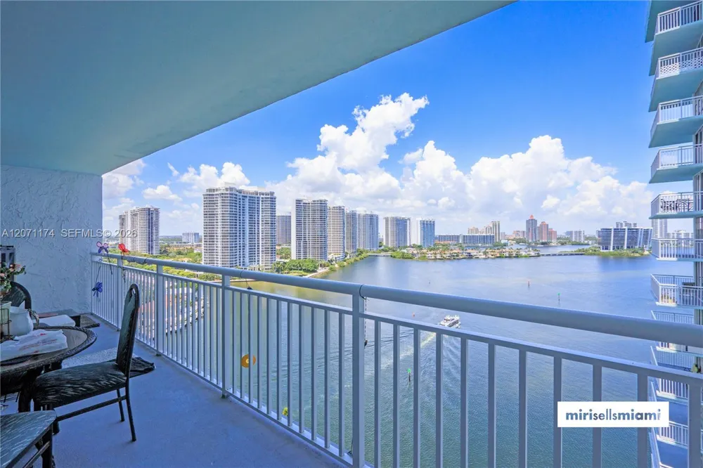 301 174th St #1901 Sunny Isles Beach, FL 33160