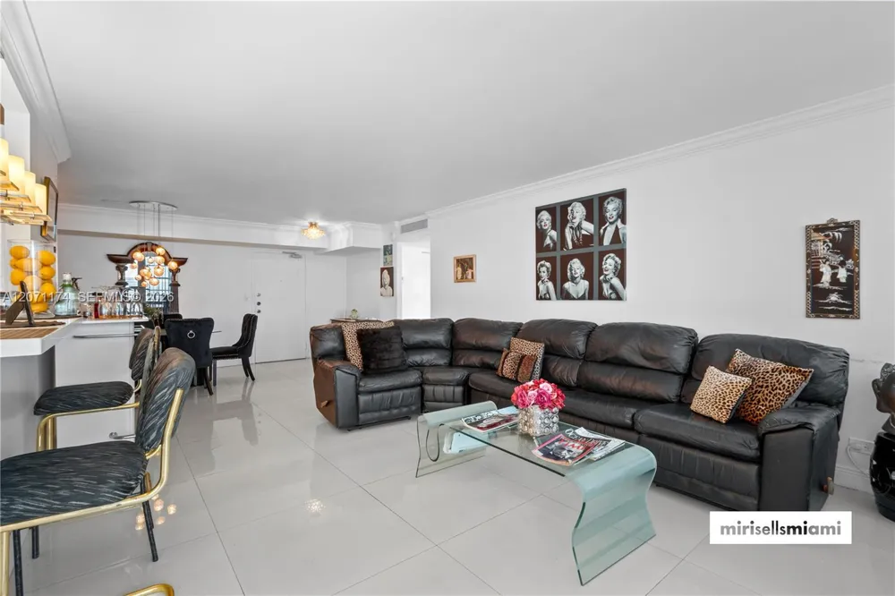 301 174th St #1901 Sunny Isles Beach, FL 33160