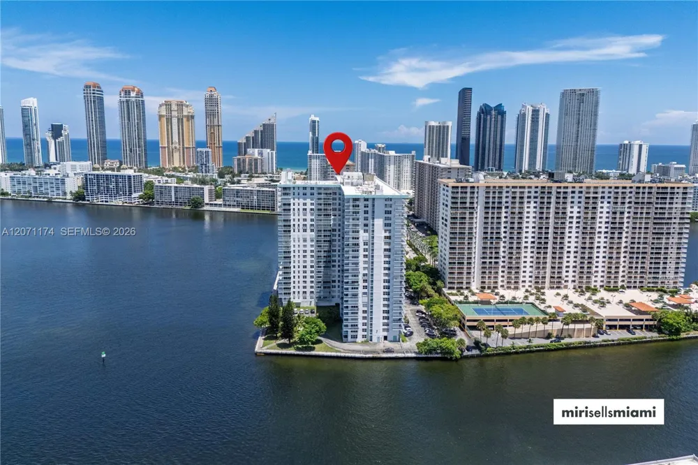 301 174th St #1901 Sunny Isles Beach, FL 33160