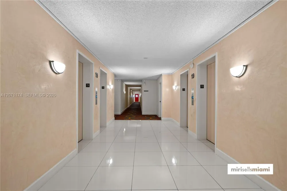 301 174th St #1901 Sunny Isles Beach, FL 33160