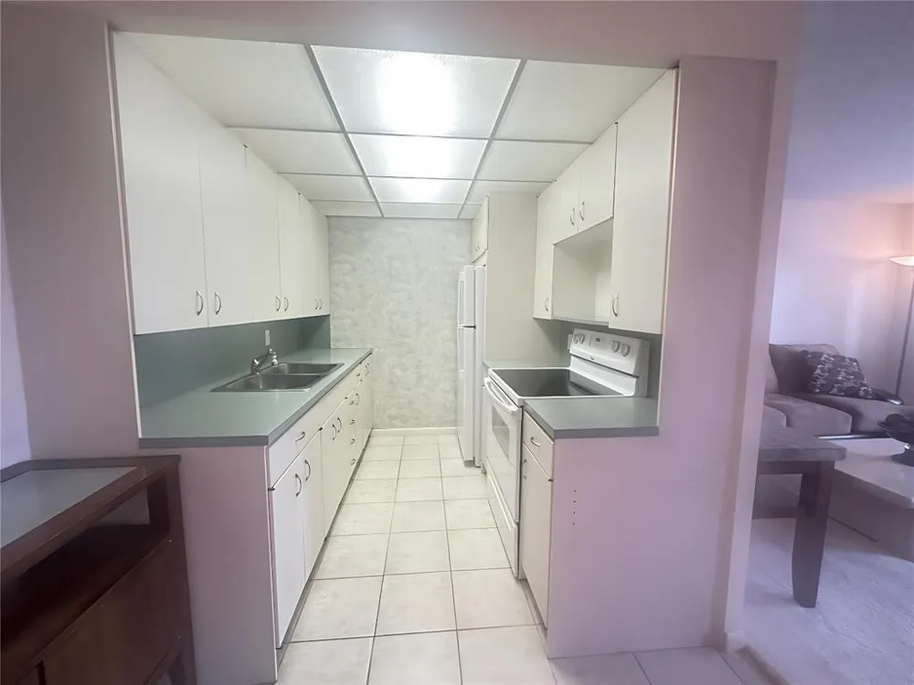 4037 HARWOOD D Deerfield Beach, FL 33442