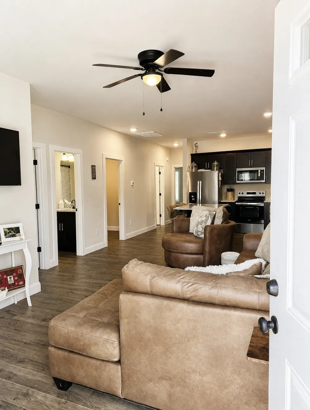 70 Five Oak Ln Hartsville, TN 37074