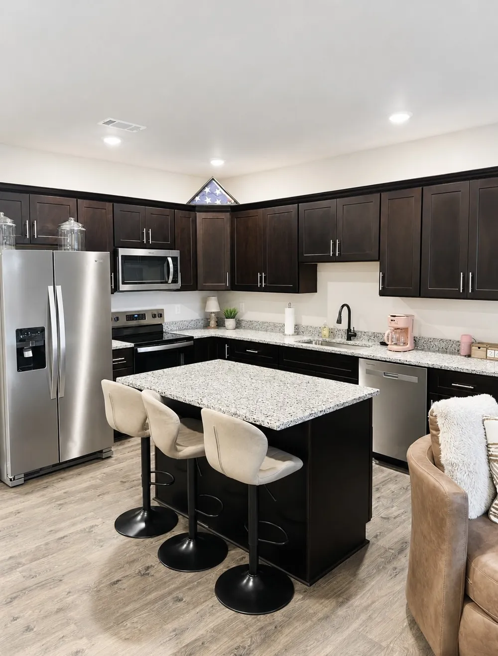 70 Five Oak Ln Hartsville, TN 37074