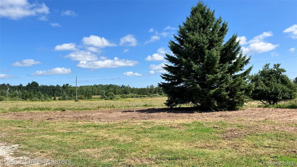 300 E Hubert Road Caledonia Township, MI 48762