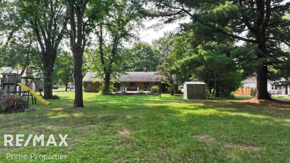 11394 Sunset Drive Vienna Charter Township, MI 48420