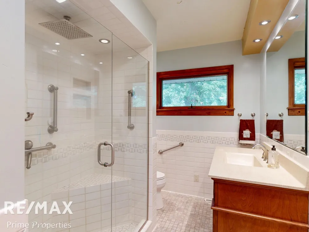 11394 Sunset Drive Vienna Charter Township, MI 48420