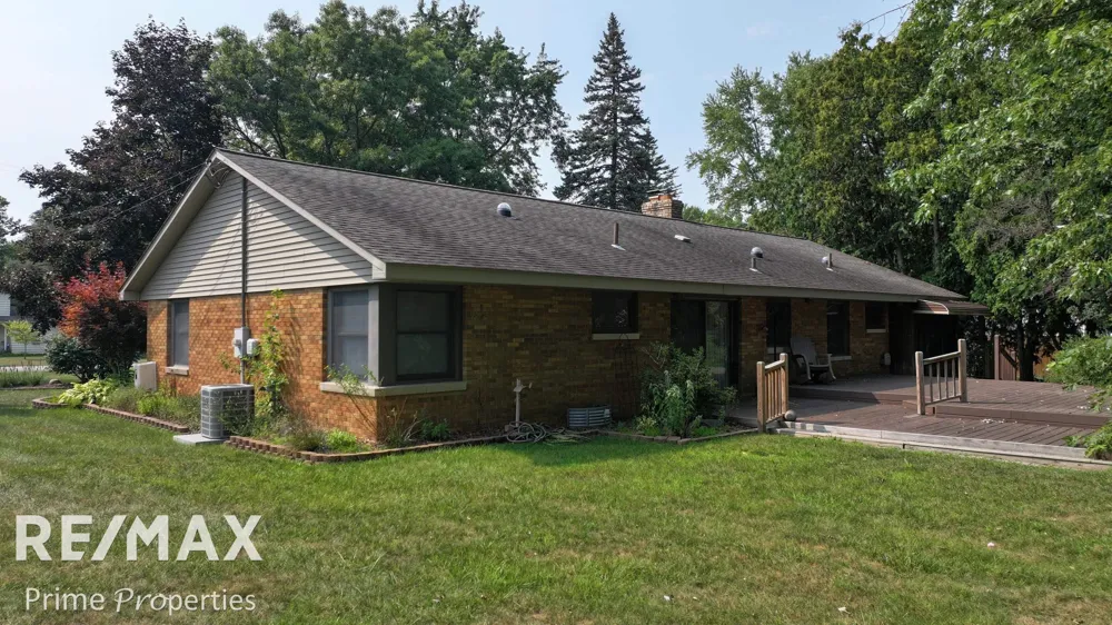 11394 Sunset Drive Vienna Charter Township, MI 48420