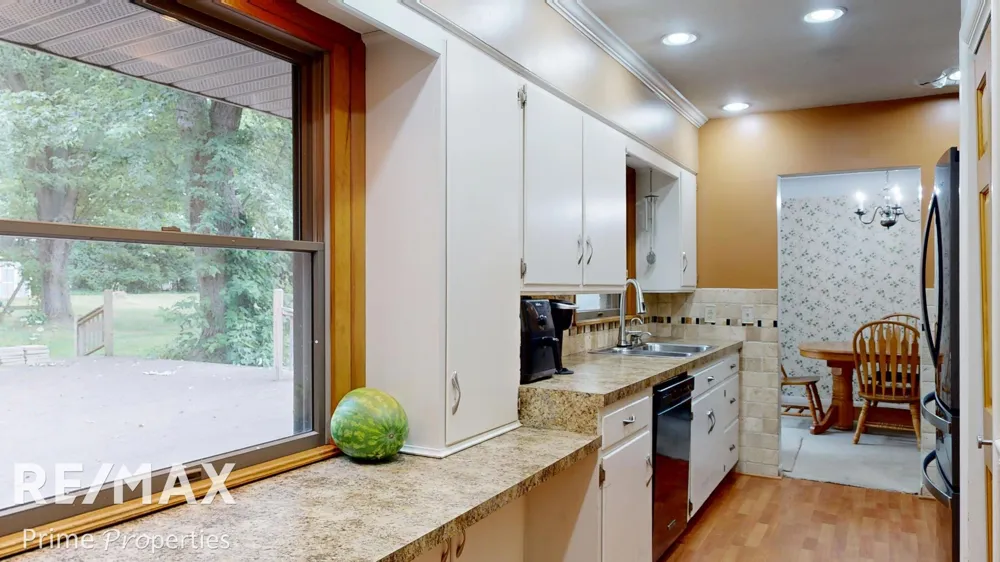11394 Sunset Drive Vienna Charter Township, MI 48420