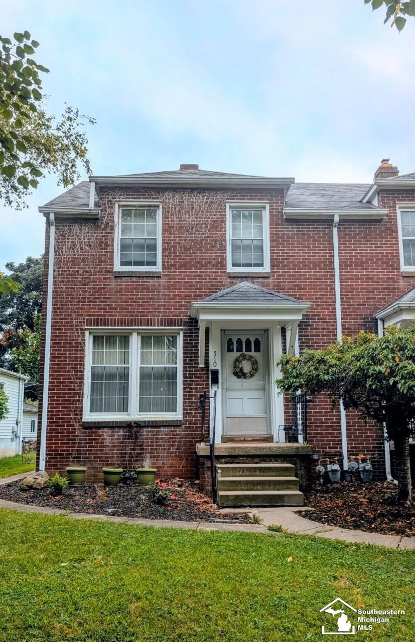 510 Maywood Avenue Monroe City, MI 48162