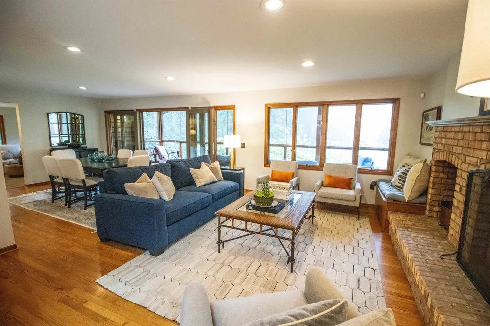 13138 White Lake Road Tyrone Township, MI 48430