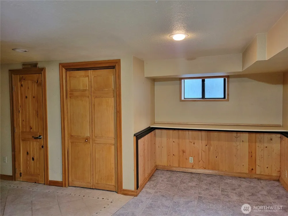 163 Eadon Road Toledo, WA 98591