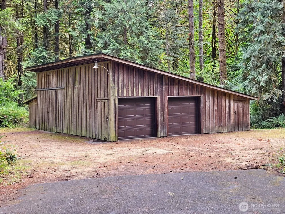163 Eadon Road Toledo, WA 98591