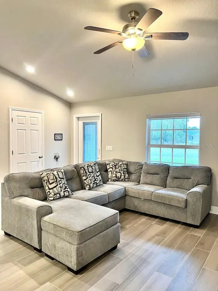 696 MARION OAKS TRAIL ocala, FL 34473