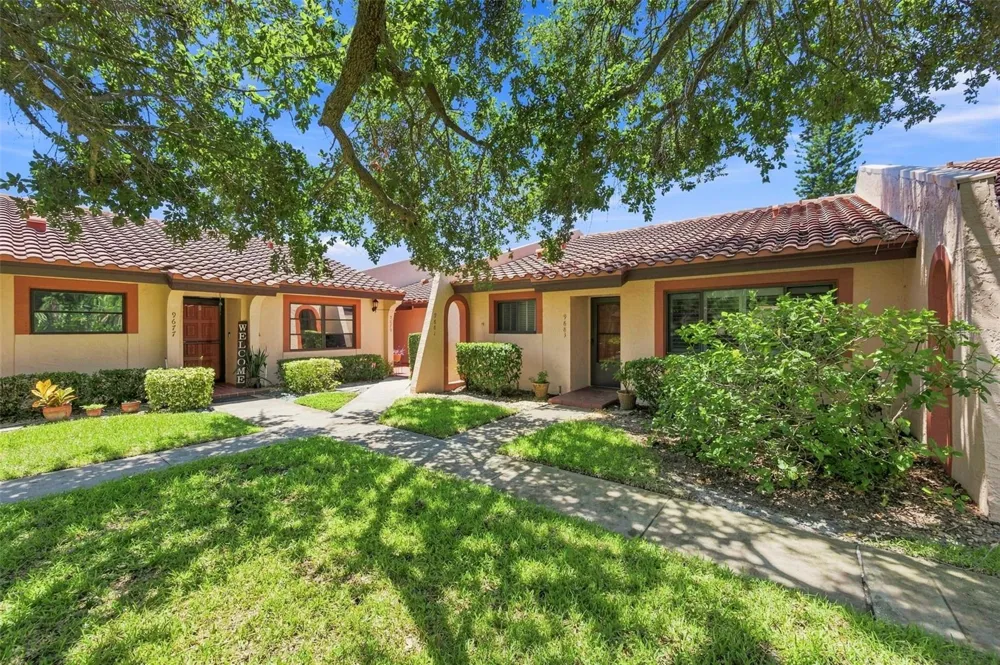 9683 86TH AVENUE Seminole, FL 33777