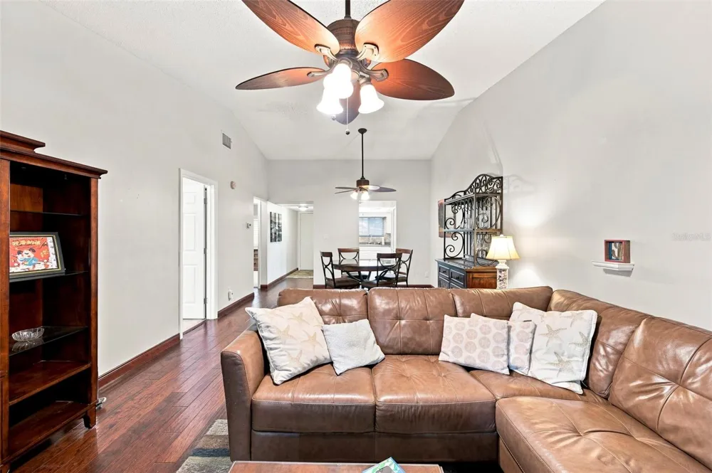 9683 86TH AVENUE Seminole, FL 33777