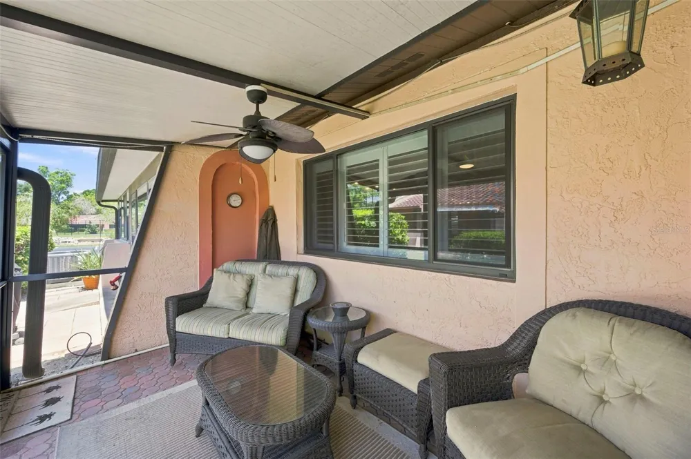 9683 86TH AVENUE Seminole, FL 33777