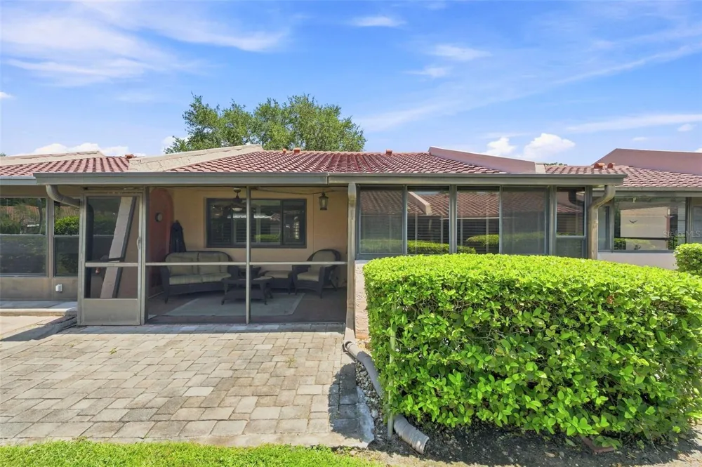 9683 86TH AVENUE Seminole, FL 33777