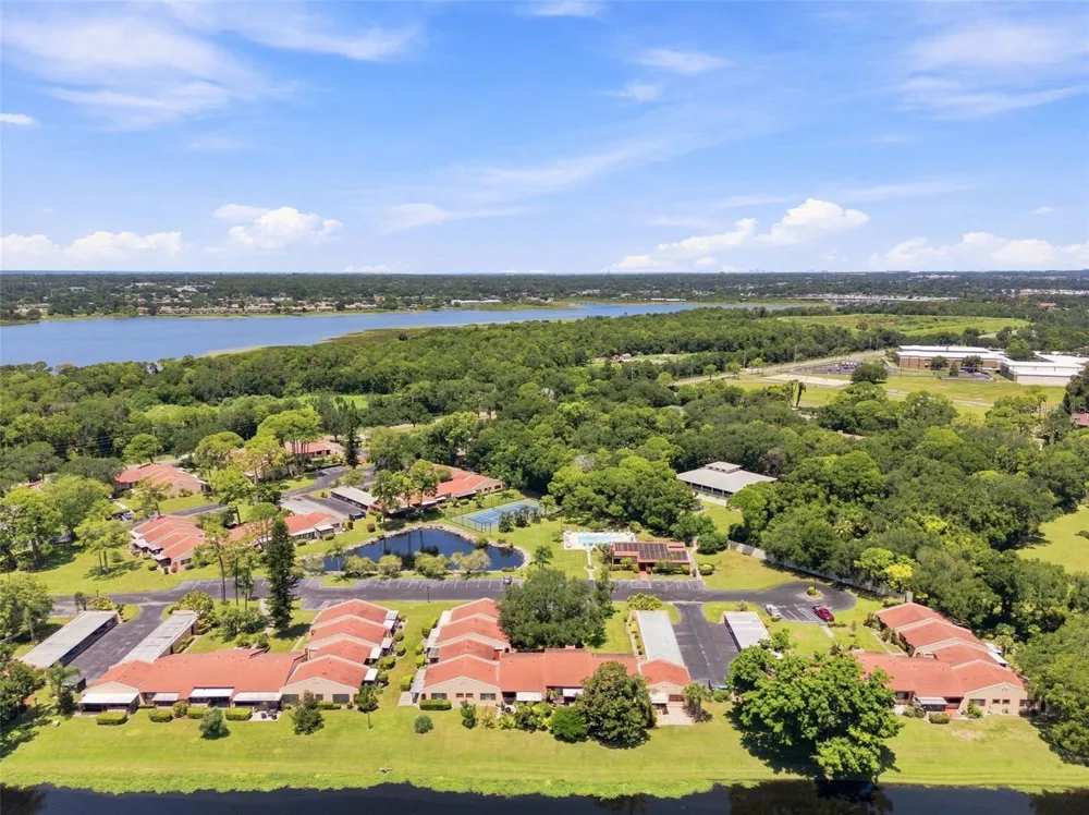 9683 86TH AVENUE Seminole, FL 33777