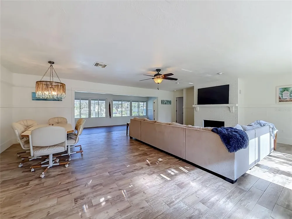 536 NW 9TH AVENUE Crystal River, FL 34428