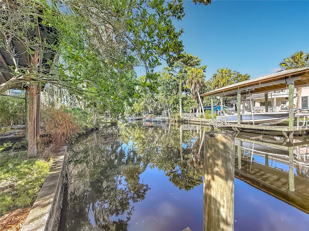 536 NW 9TH AVENUE Crystal River, FL 34428