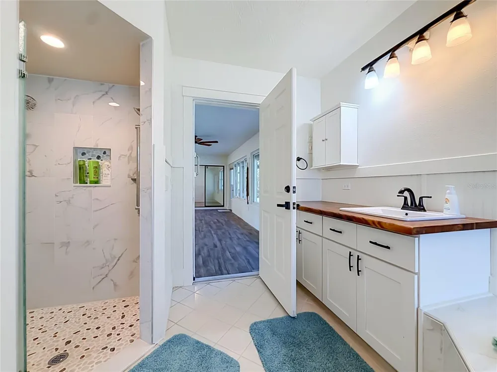 536 NW 9TH AVENUE Crystal River, FL 34428