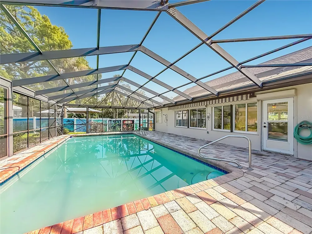 536 NW 9TH AVENUE Crystal River, FL 34428