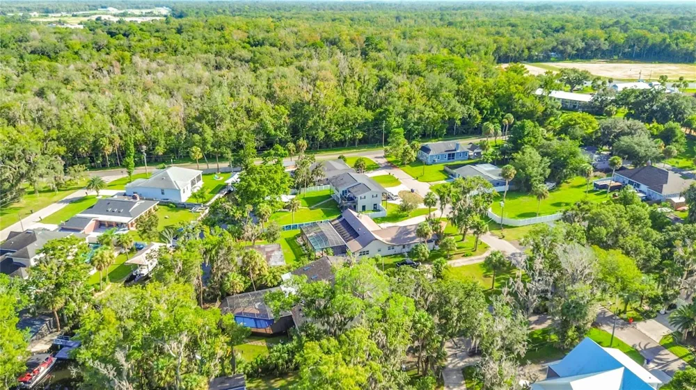 536 NW 9TH AVENUE Crystal River, FL 34428