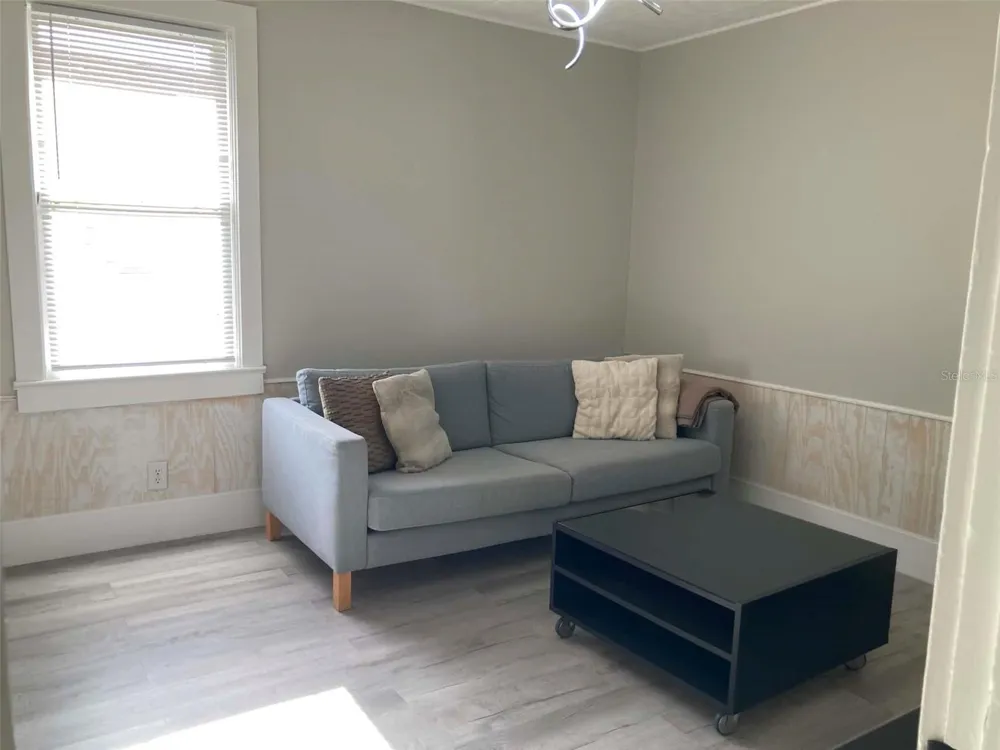 31 W OAKWOOD STREET #2 Tarpon Springs, FL 34689