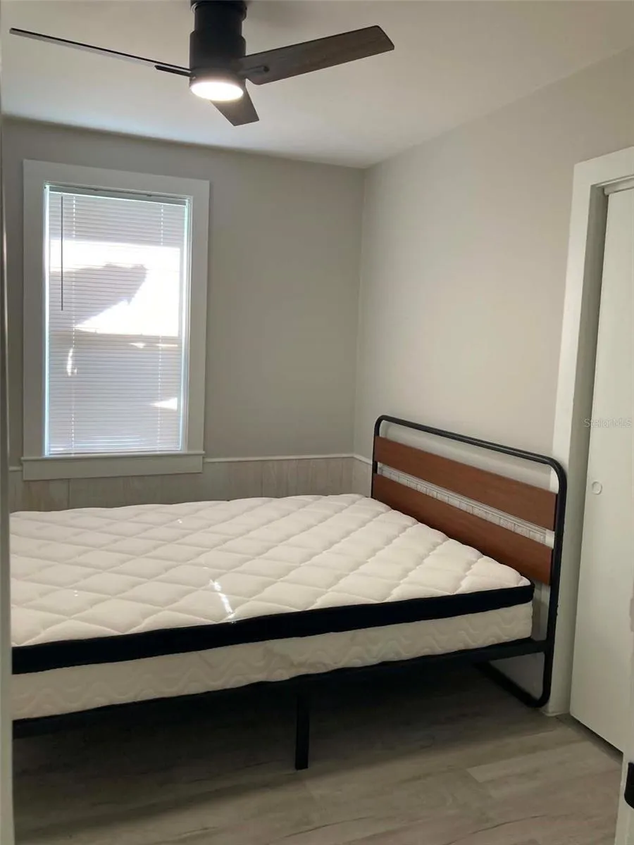 31 W OAKWOOD STREET #2 Tarpon Springs, FL 34689