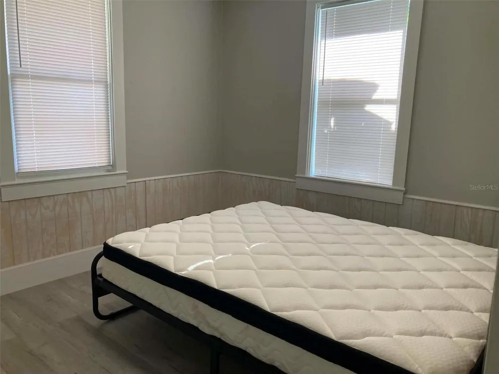 31 W OAKWOOD STREET #2 Tarpon Springs, FL 34689