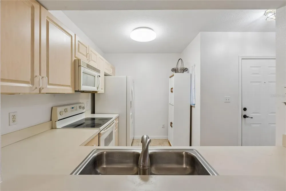 522 VILLA DEL SOL CIRCLE #101 Orlando, FL 32824