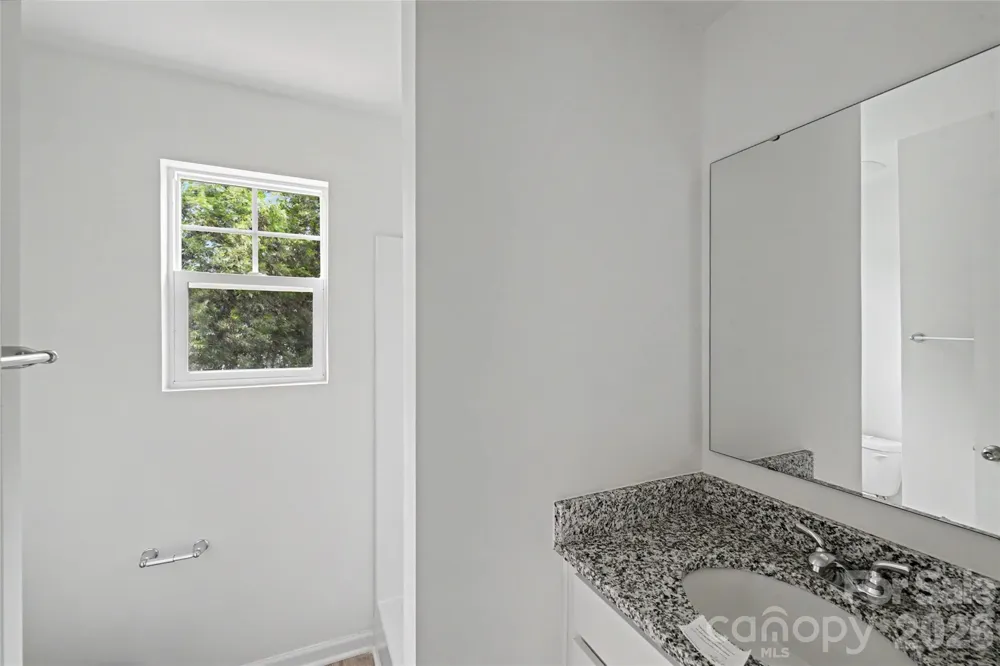 211 E 8th Avenue Gastonia, NC 28054