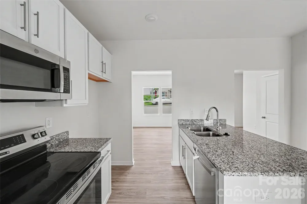 211 E 8th Avenue Gastonia, NC 28054