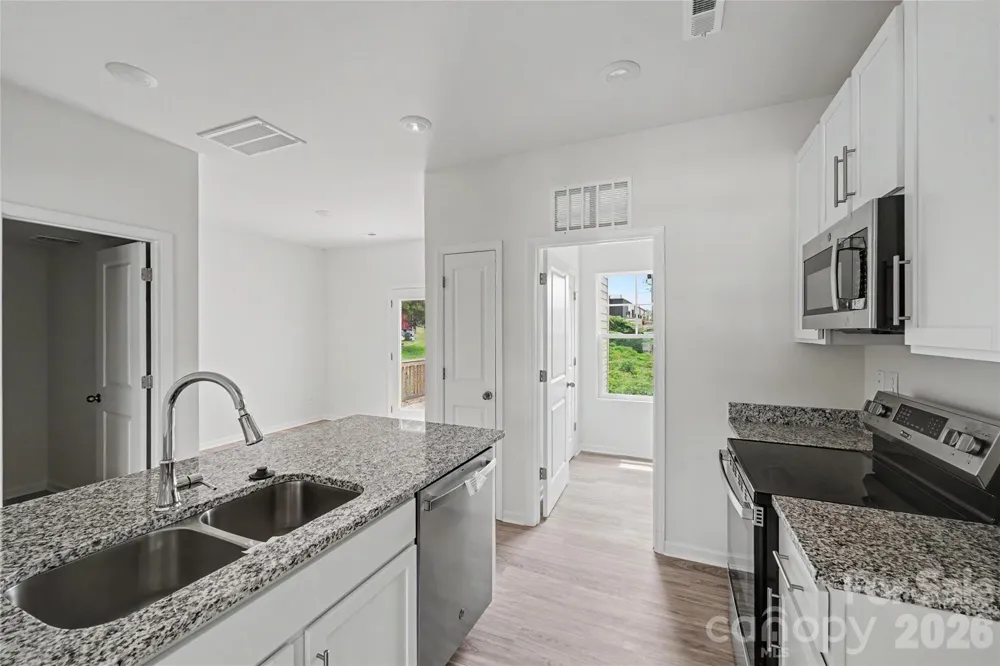 211 E 8th Avenue Gastonia, NC 28054