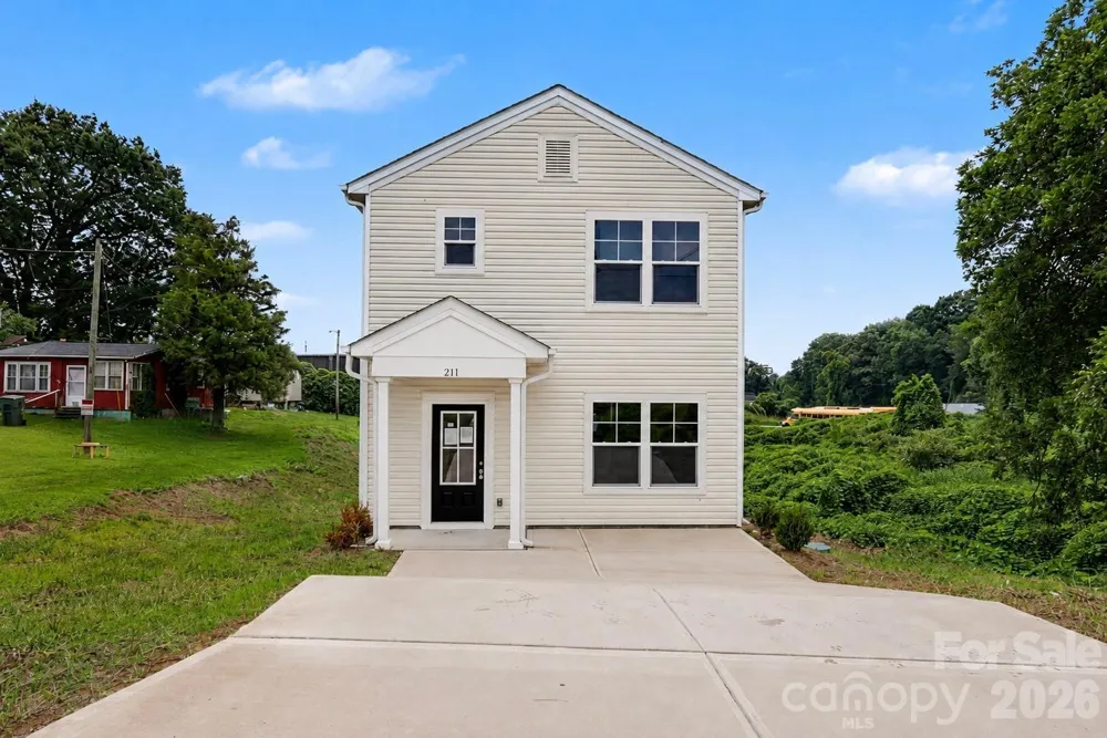 211 E 8th Avenue Gastonia, NC 28054