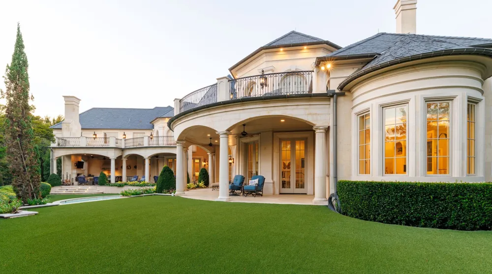 10617 Bridge Hollow Court Dallas, TX 75229