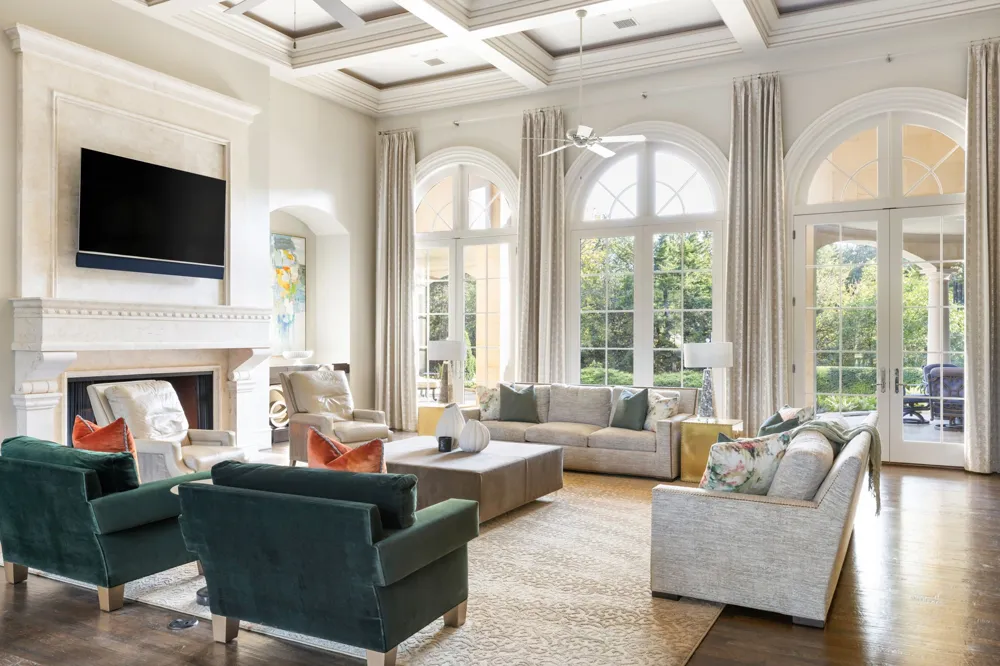 10617 Bridge Hollow Court Dallas, TX 75229