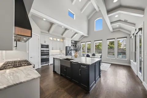 1410 Devonshire Drive